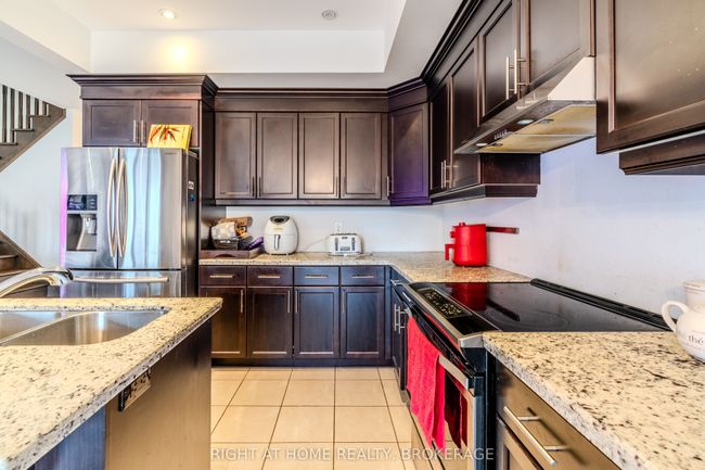138 Shoreview Pl, House attached with 3 bedrooms, 3 bathrooms and 2 parking in Stoney Creek ON | Image 13