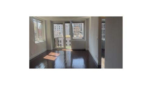 27g-212 E 47th St, New York, NY, 10017-2127 | Card Image