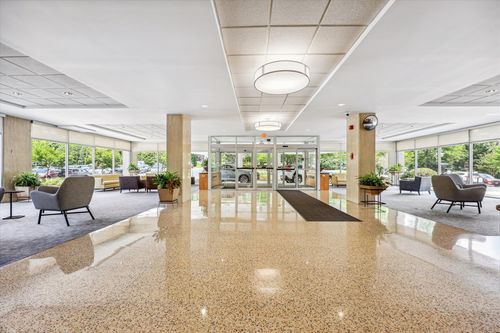 122-10500 Rockville Pike, ROCKVILLE, MD, 20852-3333 | Card Image