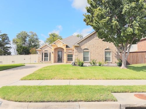 717 Keswick Dr, Desoto, TX, 75115-1753 | Card Image