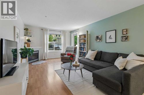 1631 28 Ave Sw, Calgary, AB, T2T1J5 | Card Image