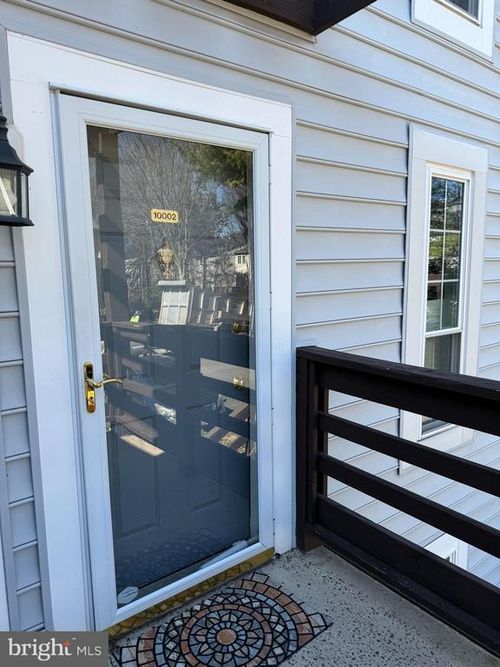 10002 Oakton Terrace Rd, OAKTON, VA, 22124-2938 | Card Image