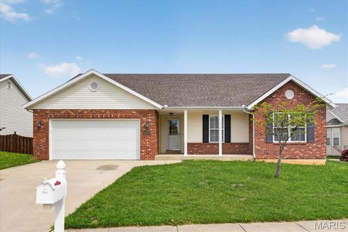 1104 Maplewood Ln, Waterloo, IL, 62298-2797 | Card Image