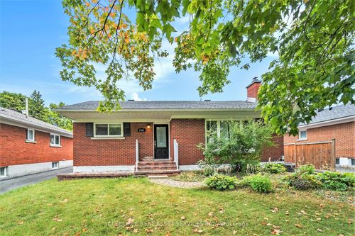 1303 Albany Dr, Ottawa, ON, K2C2L7 | Card Image