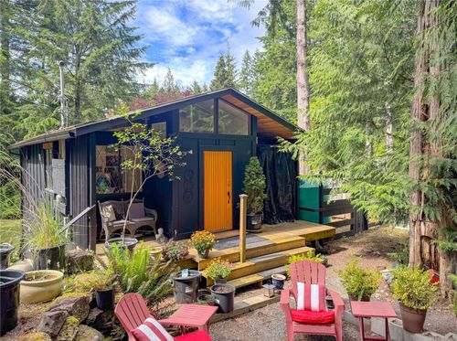 375 Hemlock Ave, Gabriola Island, BC, V0R1X1 | Card Image