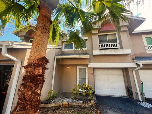 2032 Discovery Cir E, Deerfield Beach, FL, 33442-1010 | Card Image