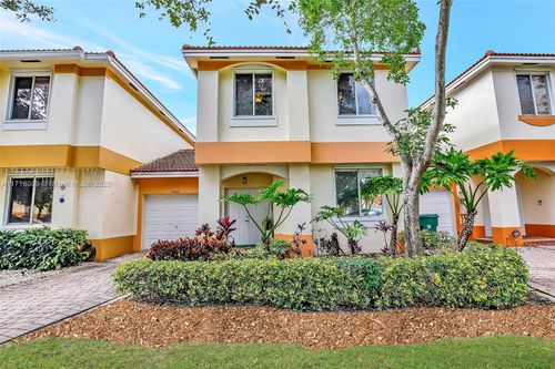 3-2-6543 Hidden Cove Dr, Davie, FL, 33314 | Card Image