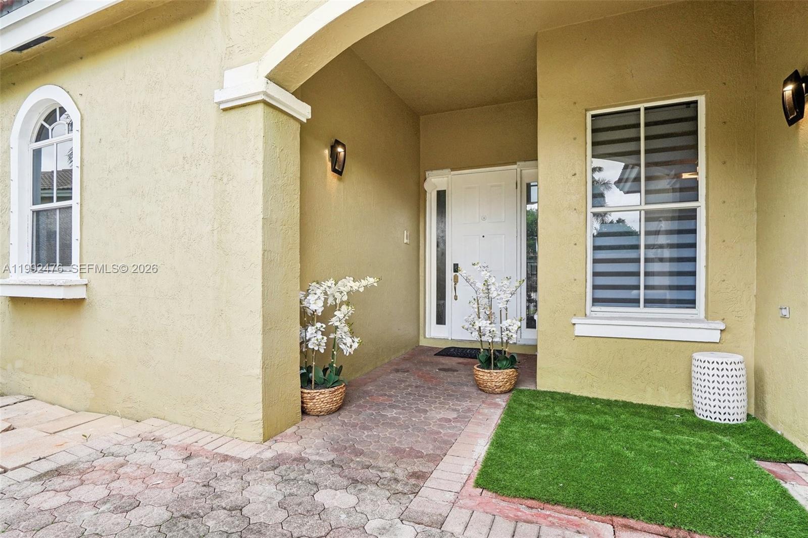Residential in Miramar 5