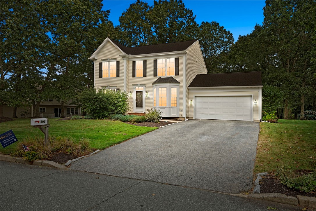 Castle Rocks Rd, Warwick, RI 02886