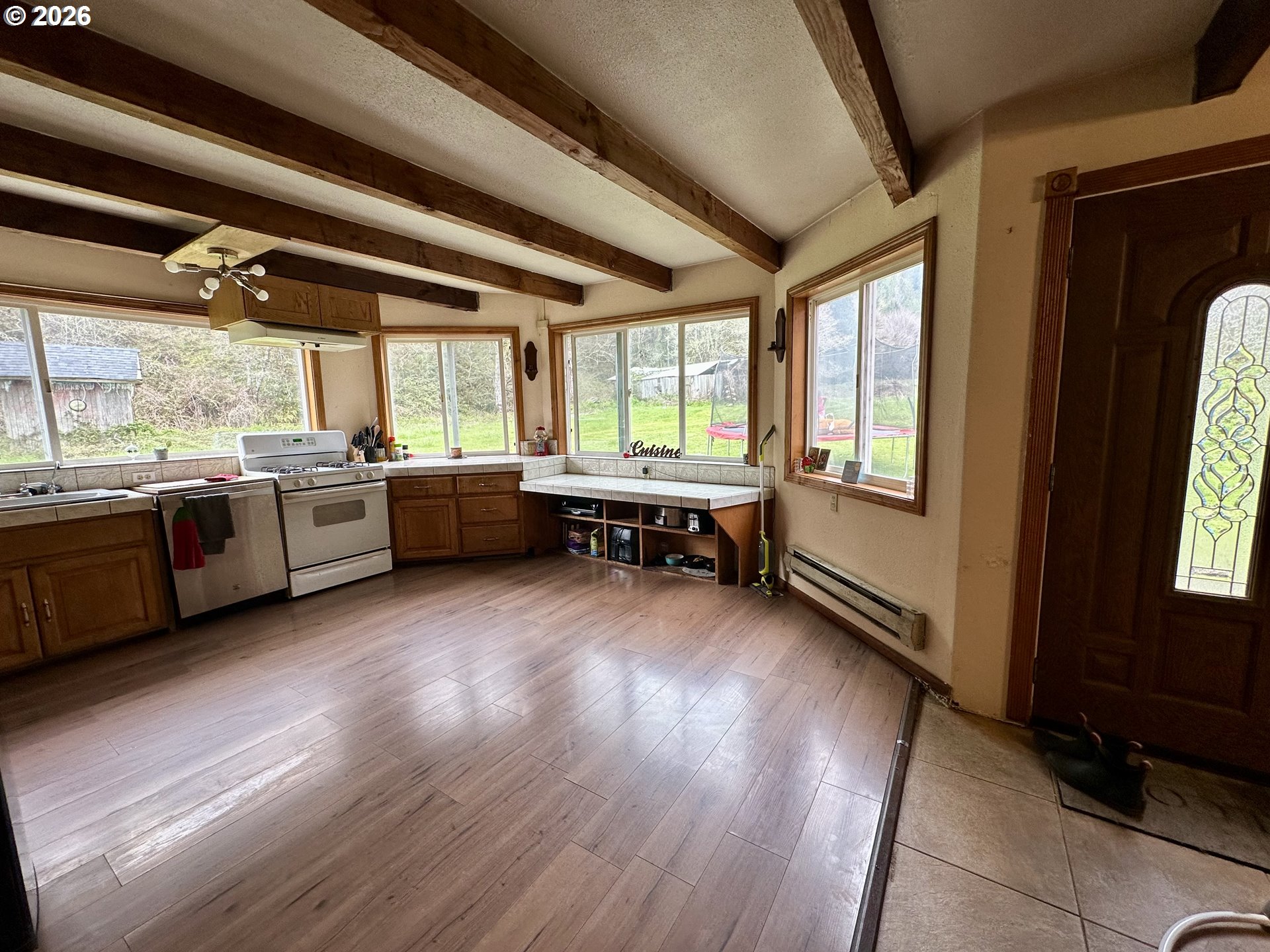 Residential in Reedsport 5