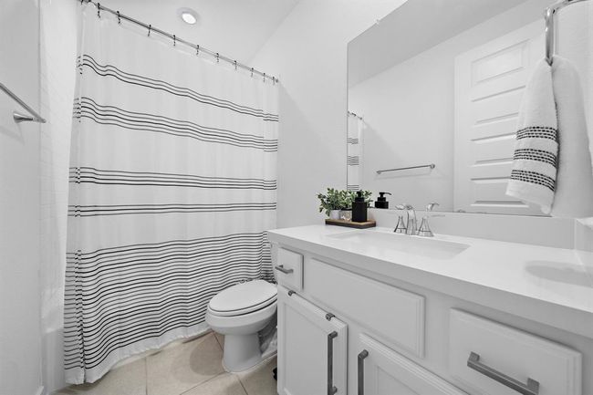 4th Bath | Image 18