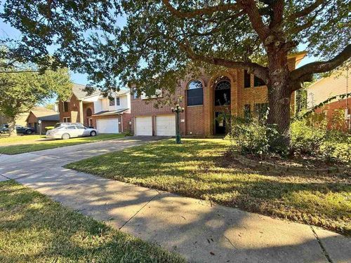 11131 30th Ave N, Texas City, TX, 77591-2182 | Card Image