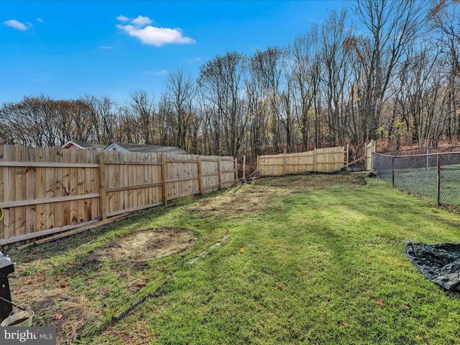 1628 Spruce St, Home with 3 bedrooms, 1 bathrooms and null parking in ASHLAND PA | Image 22