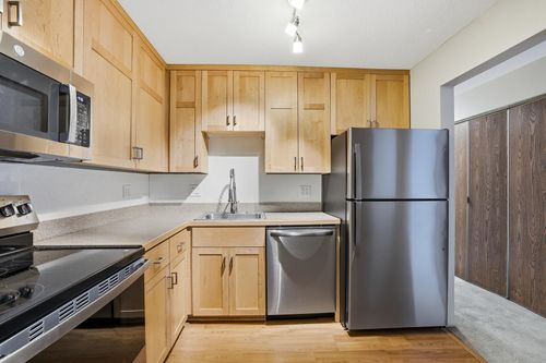 119-1855 Silver Bell Road, Eagan, MN, 55122 | Card Image