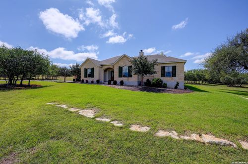 132 N Calvin Barrett, Blanco, TX, 78606-5982 | Card Image
