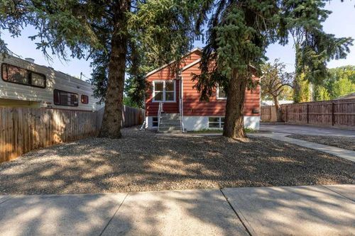 1323 6 Avenue N, Lethbridge, AB, T1H0S9 | Card Image
