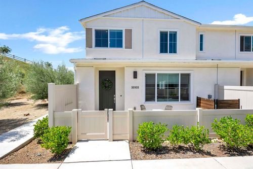 35103 Vine Pl, Fallbrook, CA, 92028-6550 | Card Image