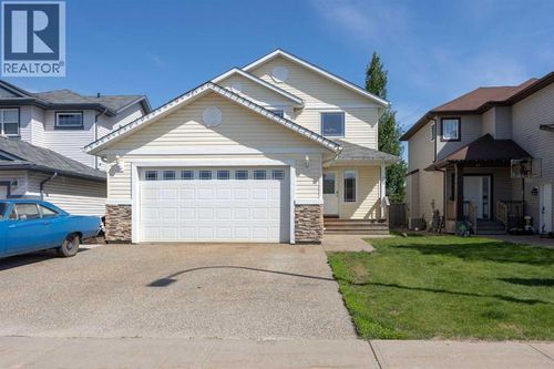 388 Fireweed Crescent, Fort Mcmurray, AB, T9K0J2 | Card Image