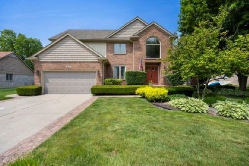 26861 Christy Dr, Chesterfield, MI, 48051-1536 | Card Image