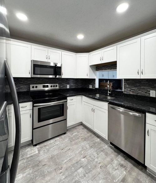 d3-404 Bainbridge Ct, Lexington, KY, 40509-1617 | Card Image