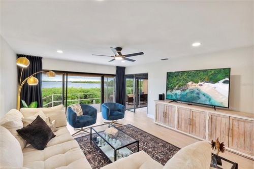 3887 Catalina Dr, BRADENTON, FL, 34210-1408 | Card Image