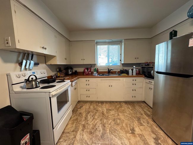 262 W Main St, Home with 5 bedrooms, 0 bathrooms and null parking in Alsea OR | Image 23