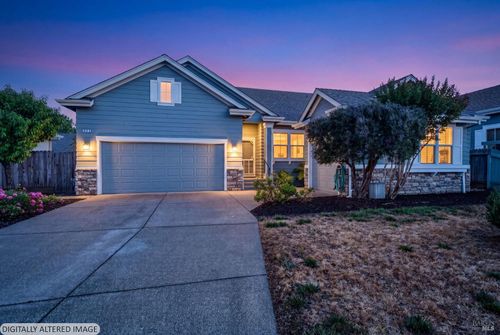 445 Muscat Dr, Cloverdale, CA, 95425-3649 | Card Image