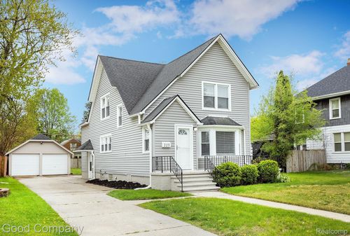 225 Euclid St, Mount Clemens, MI, 48043-1723 | Card Image