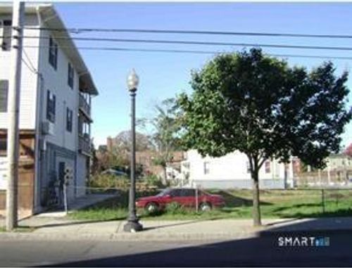 751 E Main St, Bridgeport, CT, 06608-2334 | Card Image