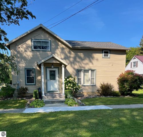 203 N Elm St, Ithaca, MI, 48847-1009 | Card Image