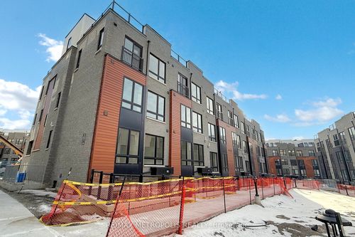 25-35 Priya Lane, Toronto, ON, M1B2L2 | Card Image