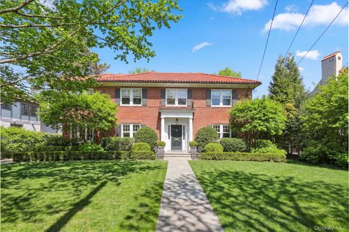 9 Sunnybrae Pl, Bronxville, NY, 10708-5010 | Card Image