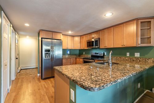 2-2 Senee Ct, Amesbury, MA, 01913-1010 | Card Image