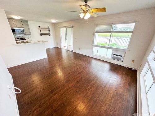 b101-94-638 Lumiaina St, Waipahu, HI, 96797-5253 | Card Image