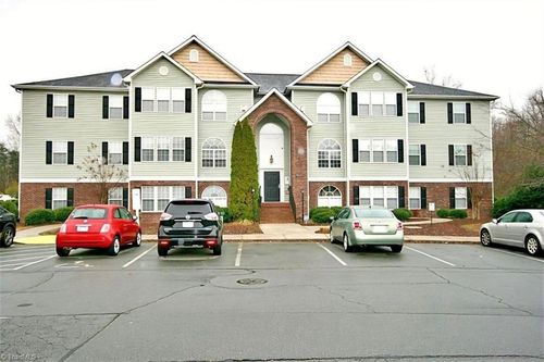unit-103-1620 Cherry Blossom Ln, Winston Salem, NC, 27127-3175 | Card Image