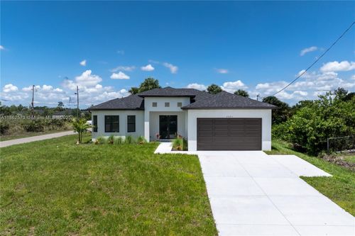 2601 Karen Cir, Lehigh Acres, FL, 33971-5788 | Card Image