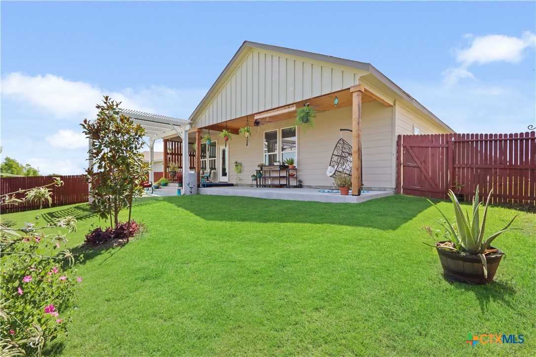 Ridgehorn Dr, New Braunfels, TX 78130