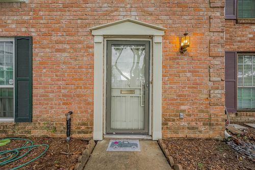 14213 Lost Meadow Ln, Houston, TX, 77079-3112 | Card Image