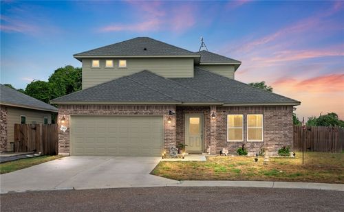 1513 Lisa Ann Dr, Aransas Pass, TX, 78336-2147 | Card Image