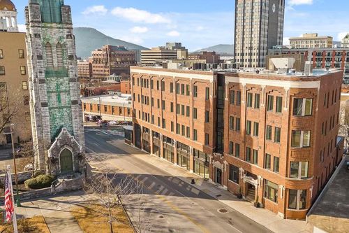 ste-303-707 Georgia Ave, CHATTANOOGA, TN, 37402-2021 | Card Image