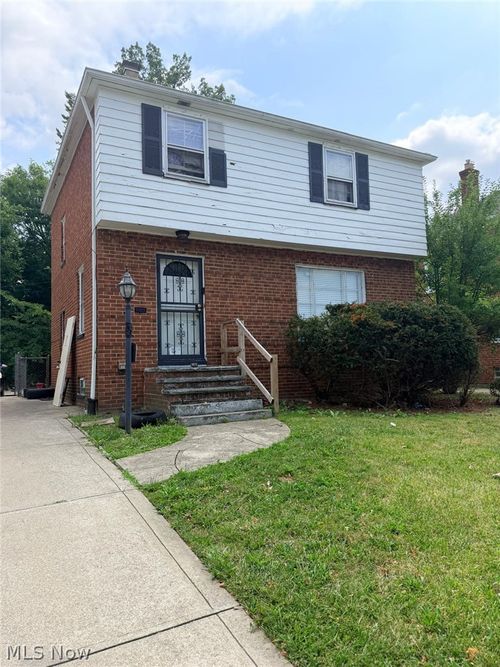 3881 E 155th Street, Cleveland, OH, 44128 | Card Image