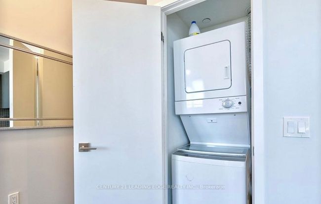 1207 - 2908 Highway 7, Condo with 2 bedrooms, 2 bathrooms and null parking in Vaughan ON | Image 16
