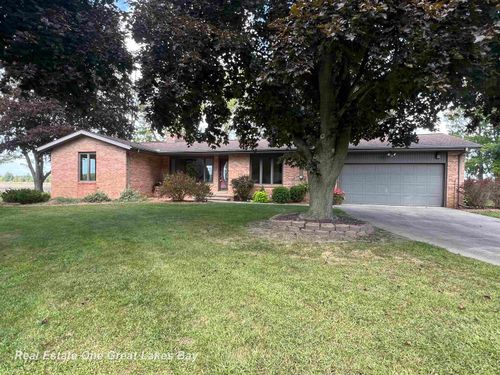 285 E Grace Ct, Hope, MI, 48628-9722 | Card Image