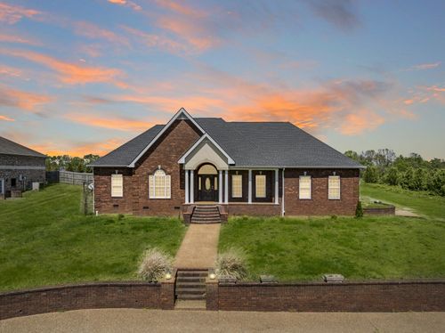 1815 Hartsville Pike, Gallatin, TN, 37066-8306 | Card Image