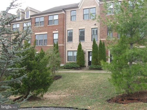 6158 Carey Park Ln, FALLS CHURCH, VA, 22041-3694 | Card Image