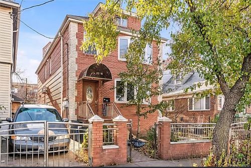 2-102-06 63rd Ave, Forest Hills, NY, 11375-1046 | Card Image