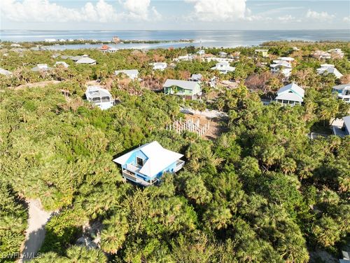 564 Coral Cir, CAPTIVA, FL, 33924 | Card Image