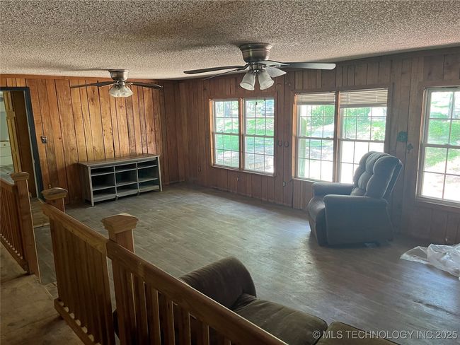 98 Whispering Pines Ln, House other with 3 bedrooms, 3 bathrooms and null parking in Stigler OK | Image 6