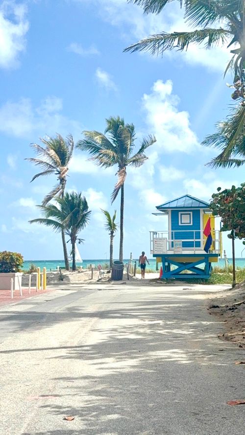 314 Desoto St, Hollywood, FL, 33019-4502 | Card Image