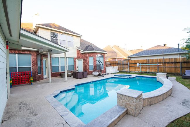 19115 S Rim Trl, House other with 4 bedrooms, 4 bathrooms and 2 parking in Spring TX | Image 19